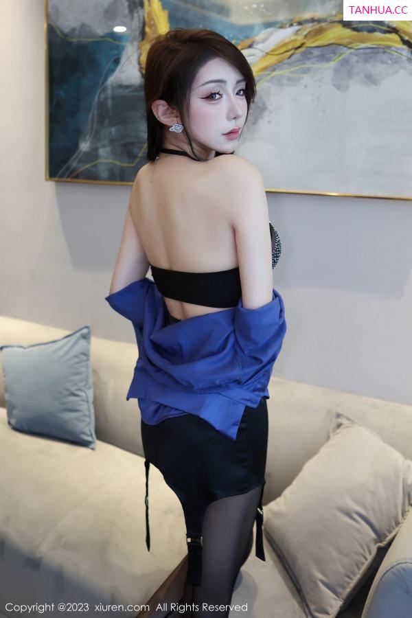   [XiuRen]高清写真图 2023.04.19 No.6594 金幼汐Vivian 黑丝美腿第19张图片